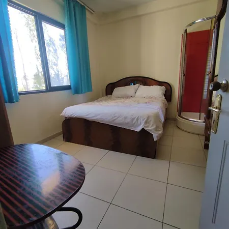 ホームステイ Tafa's