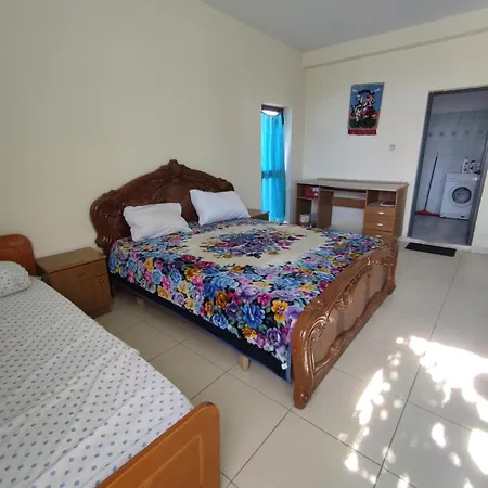 ホームステイ Tafa's