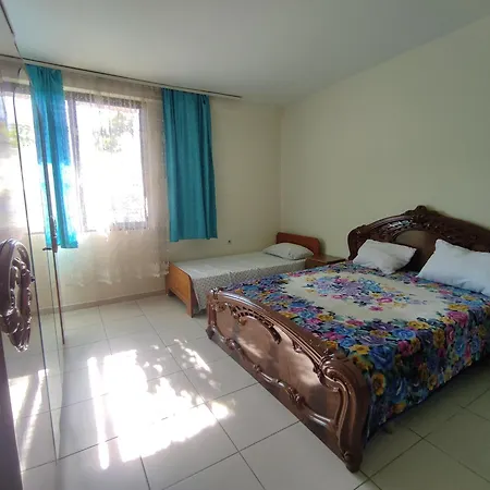 ホームステイ Tafa's